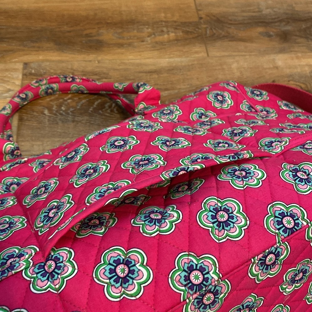 Vera Bradley Pink Swirls Flowers overnight weekend bag - Picture 7 of 12